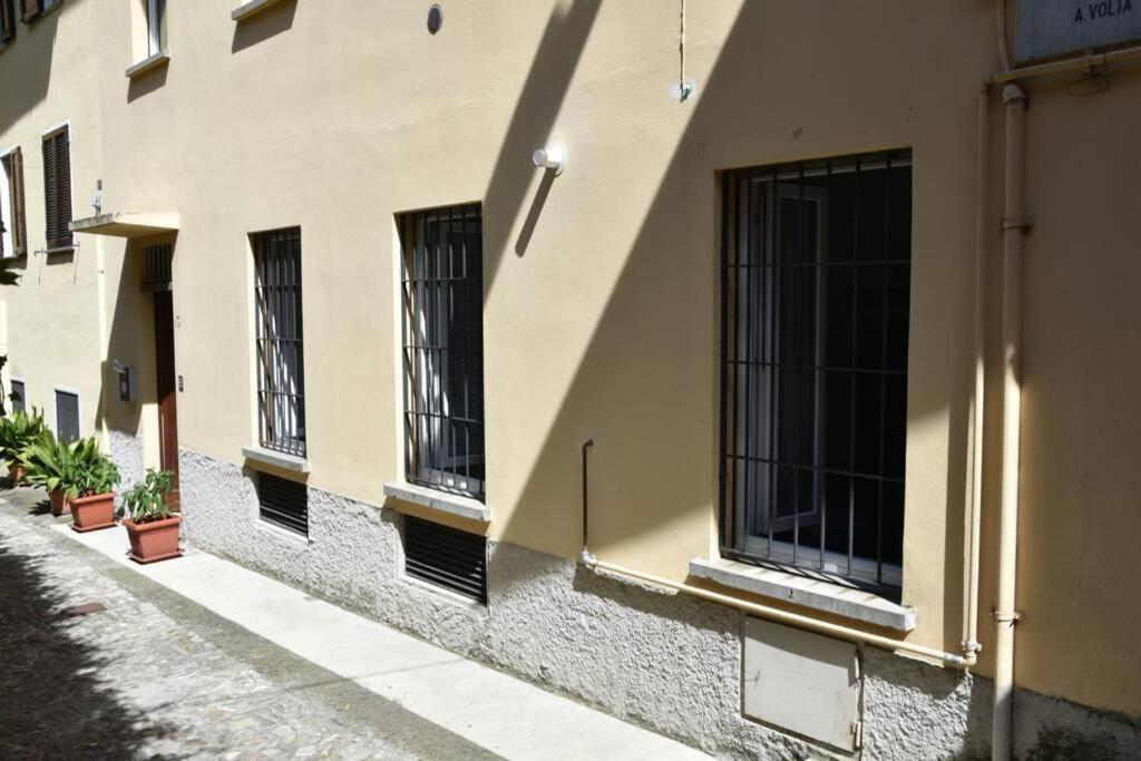 La Resilienza, Apartment With View, Carate Urio Exterior photo